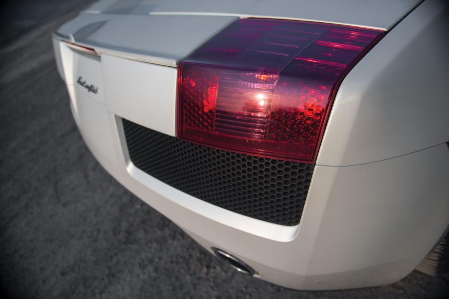 Детали экстерьера Lamborghini Concept S 2005 года  (фото 24 из 46)